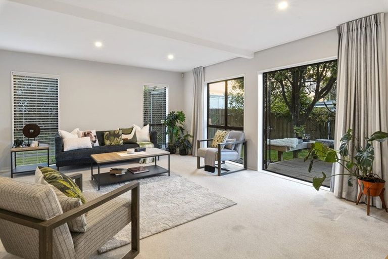 Photo of property in 2/14 Aramoana Avenue, Devonport, Auckland, 0624