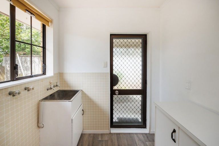 Photo of property in 98 Monrad Street, Highbury, Palmerston North, 4412