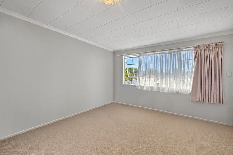 Photo of property in 14b Donald Street, Featherston, 5710