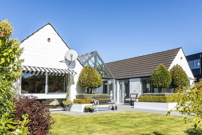 Photo of property in 31 Idris Road, Fendalton, Christchurch, 8052