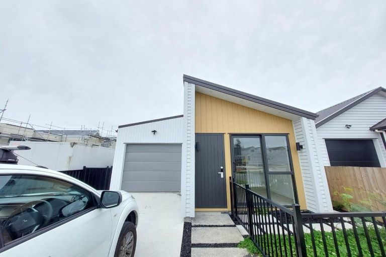 Photo of property in 67 Farranfore Road, Opaheke, Papakura, 2113