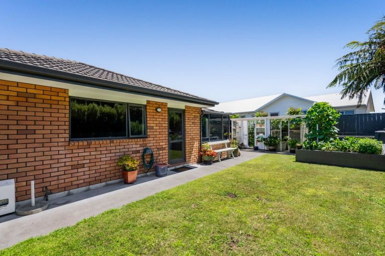 Photo of property in 32b Ainslee Street, Highlands Park, New Plymouth, 4312