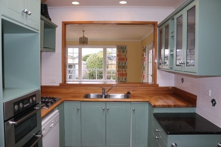 Photo of property in 140 Victoria Avenue, Hokowhitu, Palmerston North, 4410