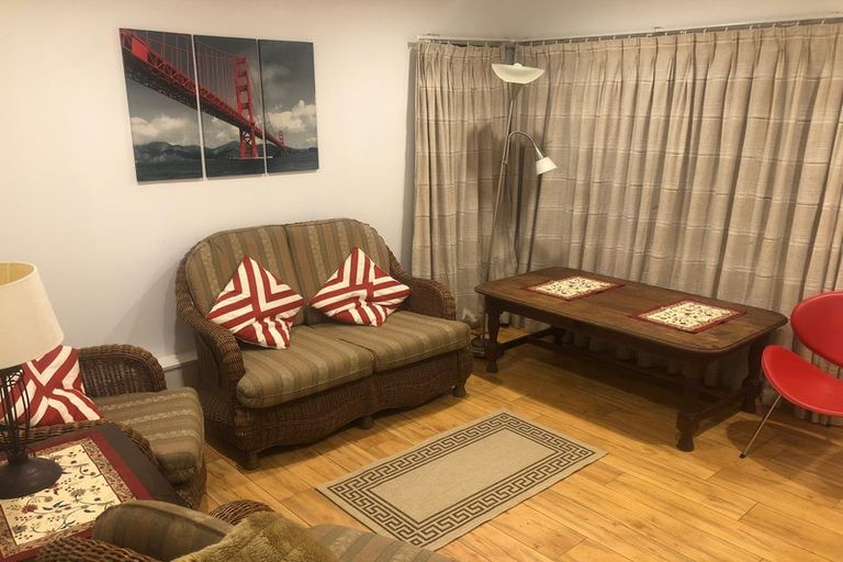 Photo of property in 850 East Coast Road, Oteha, Auckland, 0630