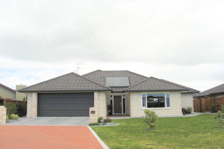 Photo of property in 18 Rota Close, Papamoa Beach, Papamoa, 3118