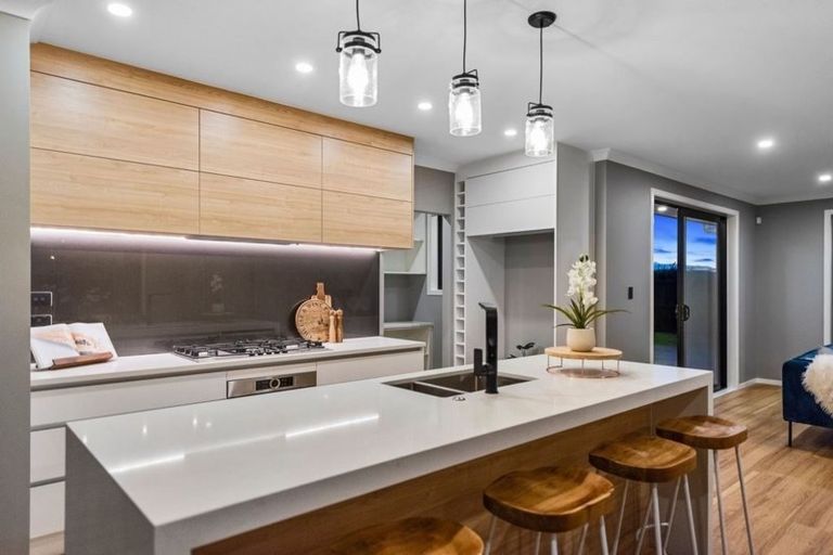 Photo of property in 34 Helen June Avenue, Flagstaff, Hamilton, 3210