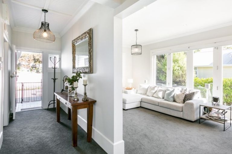 Photo of property in 105 Georges Drive, Napier South, Napier, 4110