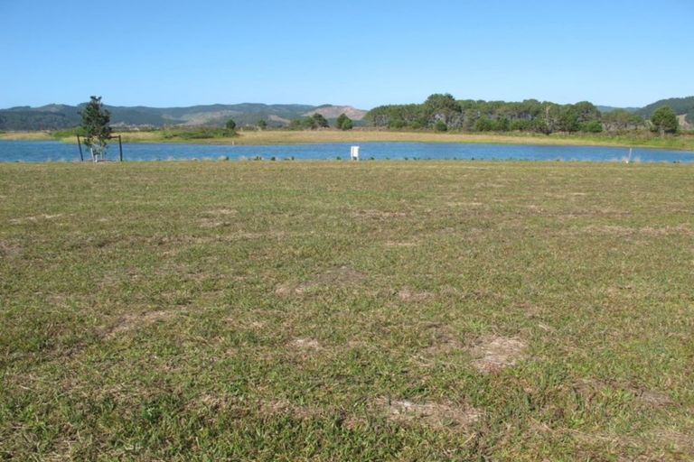 Photo of property in 126 Ngaio Drive, Matarangi, Whitianga, 3592