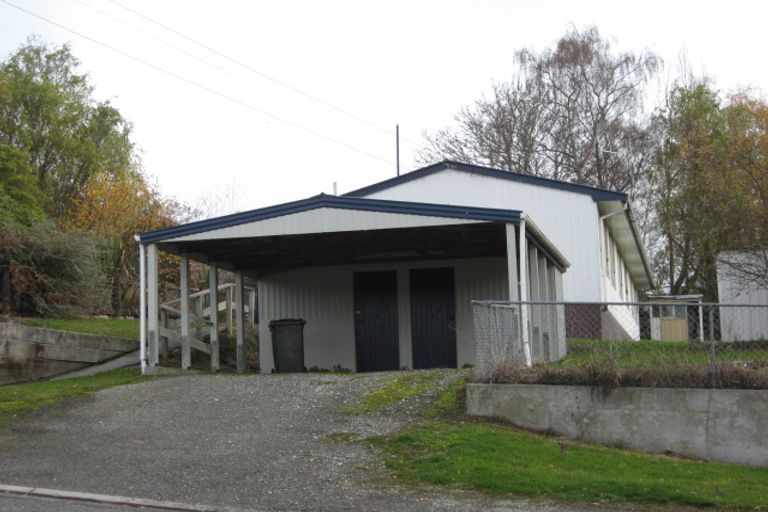 Photo of property in 12 Lancaster Street, Lawrence, 9532