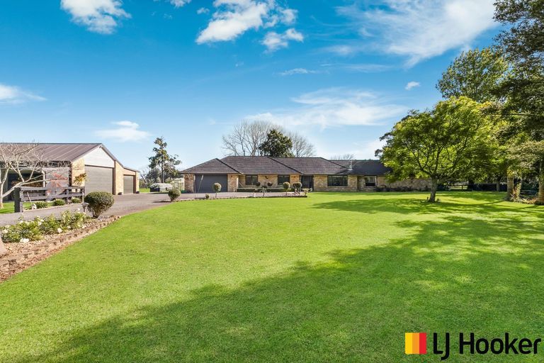 Photo of property in 89 Burnside Road, Ardmore, Papakura, 2582