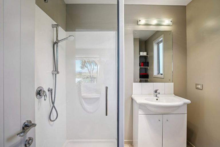 Photo of property in 32 Hall Road, Bannockburn, Cromwell, 9384