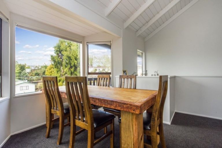 Photo of property in 16 Phoenix Place, Dinsdale, Hamilton, 3204