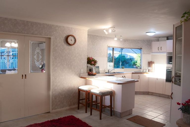 Photo of property in 37 Luculia Drive, Mount Maunganui, 3116