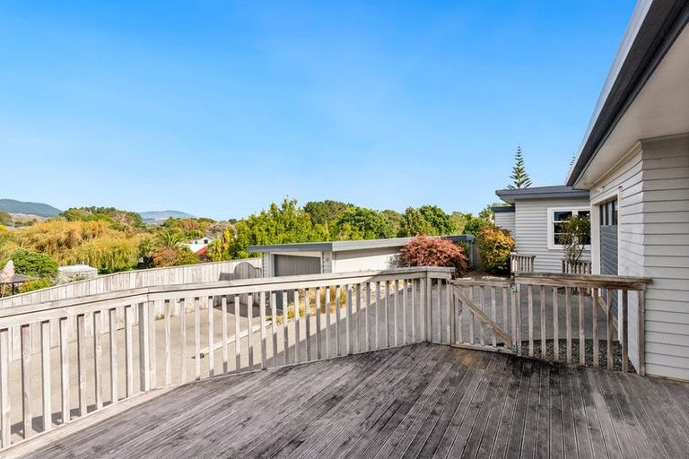 Photo of property in 6 Ruru Road, Otaihanga, Paraparaumu, 5036