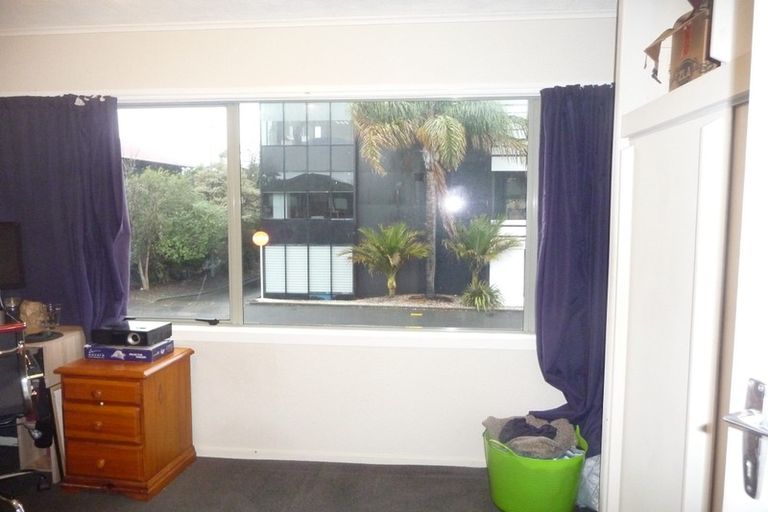 Photo of property in Eden Heights Apartments, 1c/94 Dominion Road, Mount Eden, Auckland, 1024