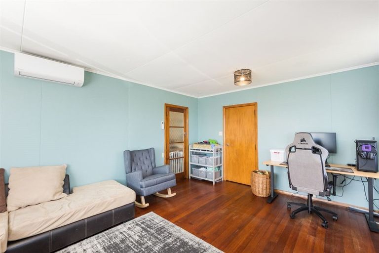 Photo of property in 13 Jenks Street, Foxton, 4814