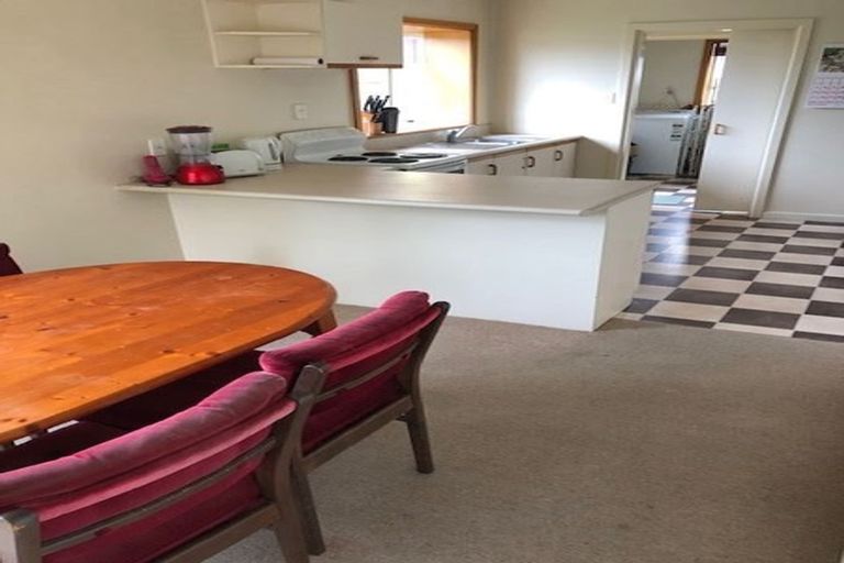 Photo of property in 1/124 Harris Crescent, Papanui, Christchurch, 8053