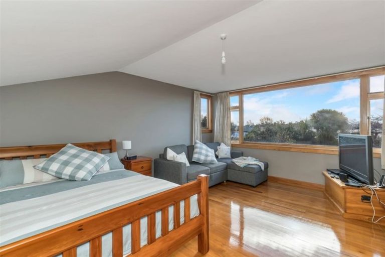 Photo of property in 130 Blackett Street, Rangiora, 7400