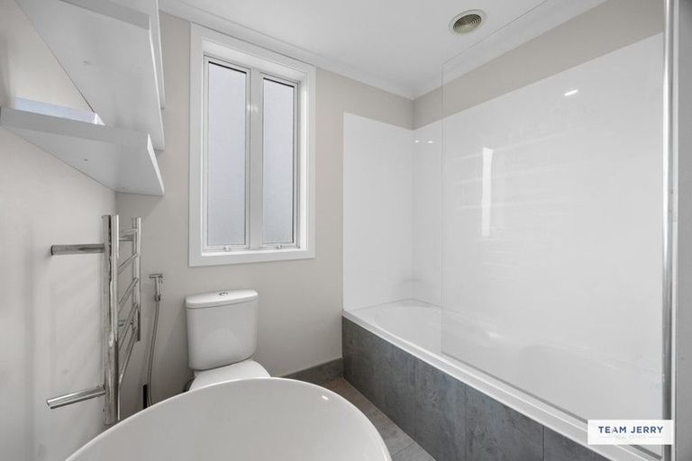 Photo of property in 35 Arrowsmith Drive, Flat Bush, Auckland, 2019