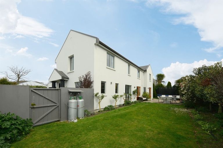 Photo of property in 95 Abberley Crescent, St Albans, Christchurch, 8014