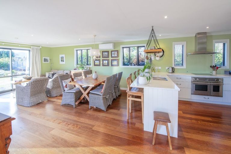 Photo of property in 40 Church Street, Oxford, 7430