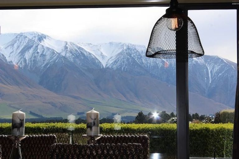 Photo of property in 623 Coleridge Road, Windwhistle, Hororata, 7572