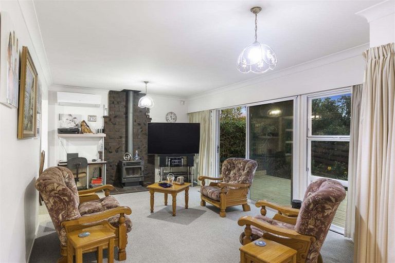 Photo of property in 102 Gills Road, Bucklands Beach, Auckland, 2014