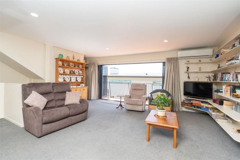 Photo of property in 17 Radnor Street, Hamilton Central, Hamilton, 3204