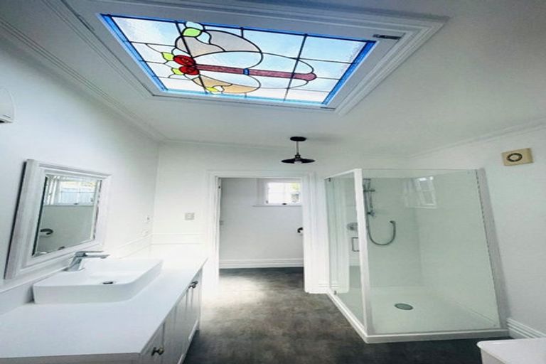 Photo of property in 9 Calgarry Avenue, Thorndon, Wellington, 6011