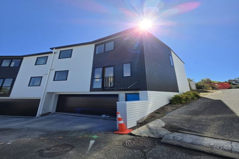 Photo of property in 21/69 Target Road, Totara Vale, Auckland, 0629