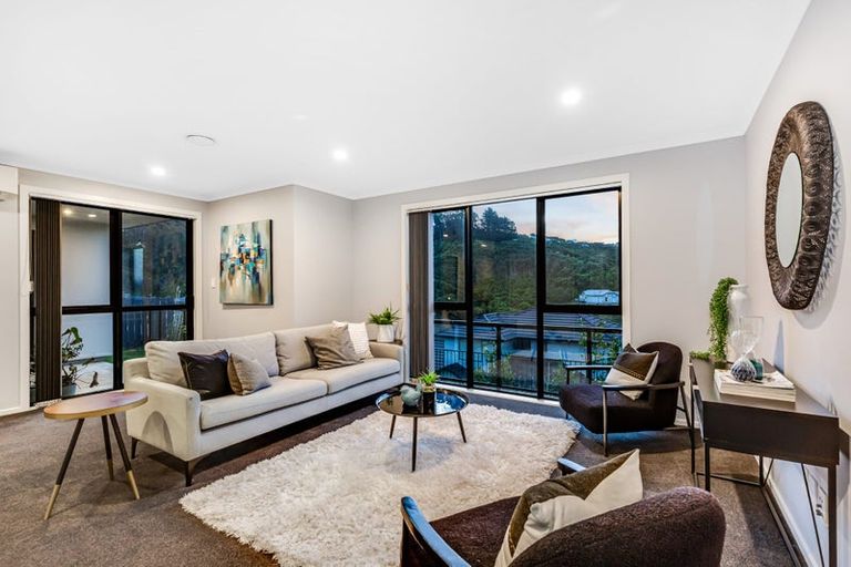 Photo of property in 163 Navigation Drive, Whitby, Porirua, 5024