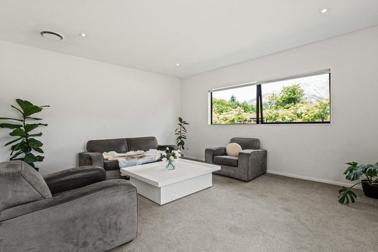 Photo of property in 46 Quarry Place, Lake Hayes, Queenstown, 9304