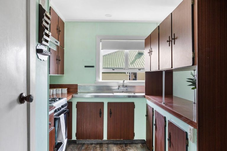 Photo of property in 20 King Street, Waitara, 4320