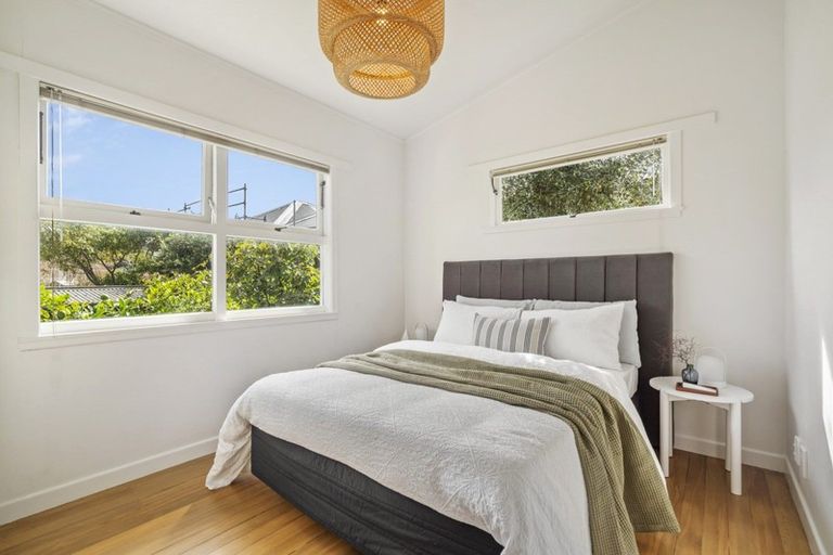 Photo of property in 1/14 Montgomery Avenue, Belmont, Auckland, 0622