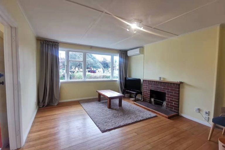 Photo of property in 35 Attlee Crescent, Bryndwr, Christchurch, 8053