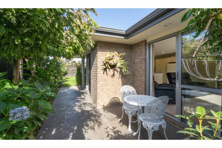 Photo of property in 17 Gallaghan Close, Wigram, Christchurch, 8042