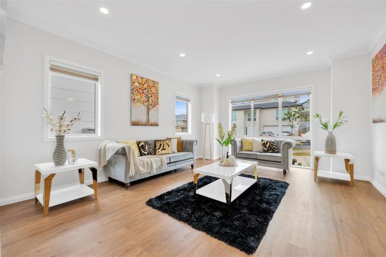 Photo of property in 7 Drover Close, Flat Bush, Auckland, 2019