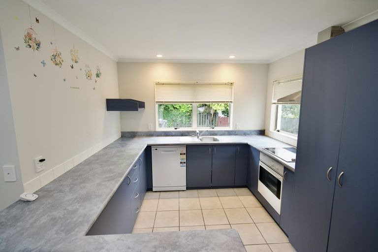 Photo of property in 5 Astrid Court, Awapuni, Palmerston North, 4412