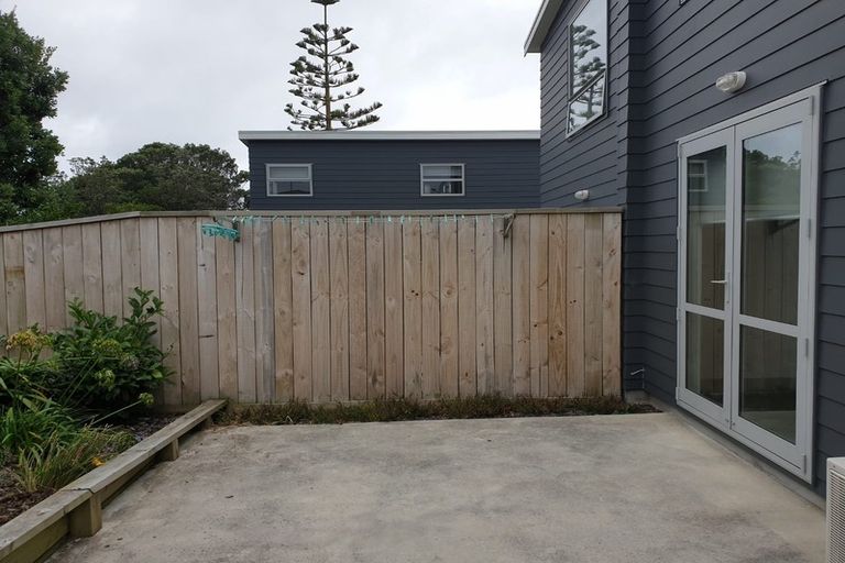 Photo of property in 8a Opapa Street, Titahi Bay, Porirua, 5022