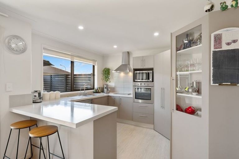 Photo of property in 130 Doncaster Drive, Papamoa Beach, Papamoa, 3118