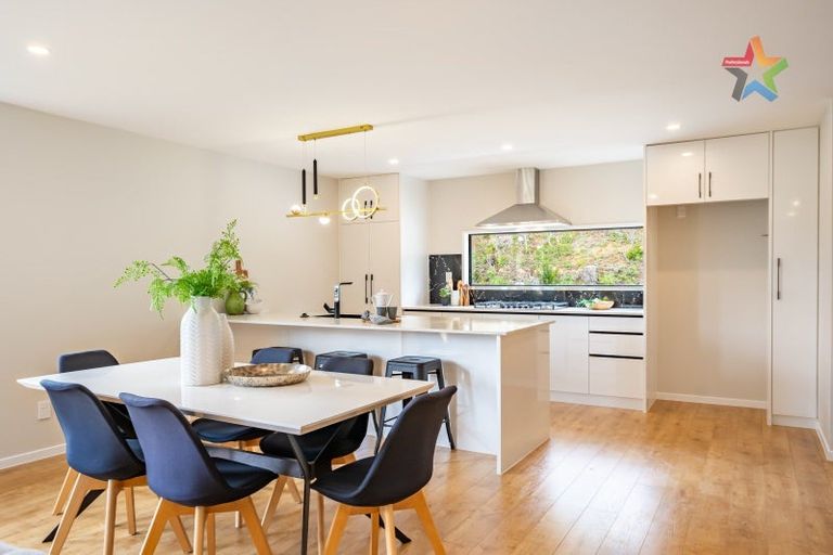 Photo of property in 2 Te Ara O Tahumate, Stokes Valley, 5019