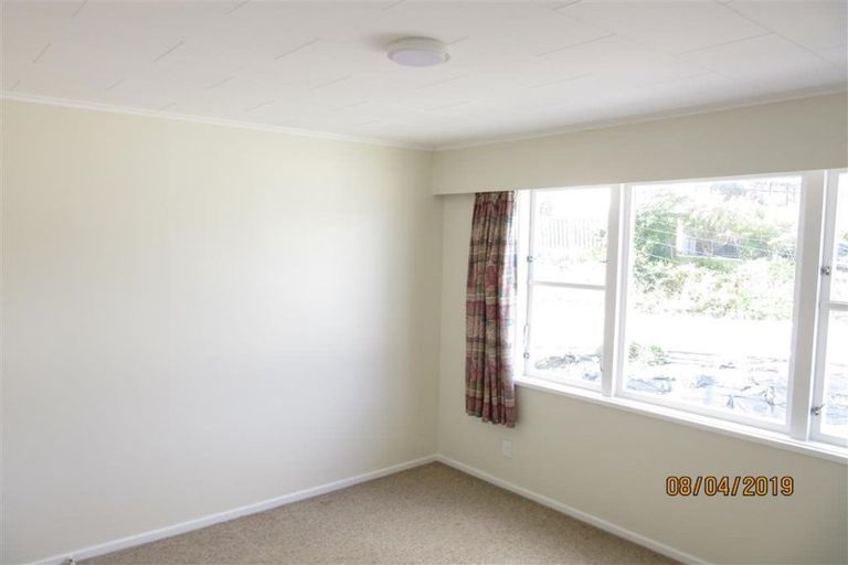 Photo of property in 2/1 Ohariu Road, Johnsonville, Wellington, 6037