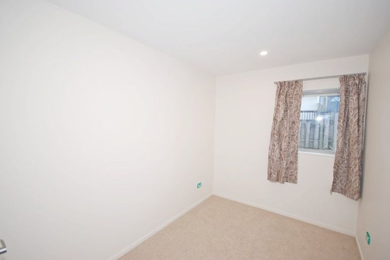 Photo of property in 56a Titoki Street, Te Atatu Peninsula, Auckland, 0610