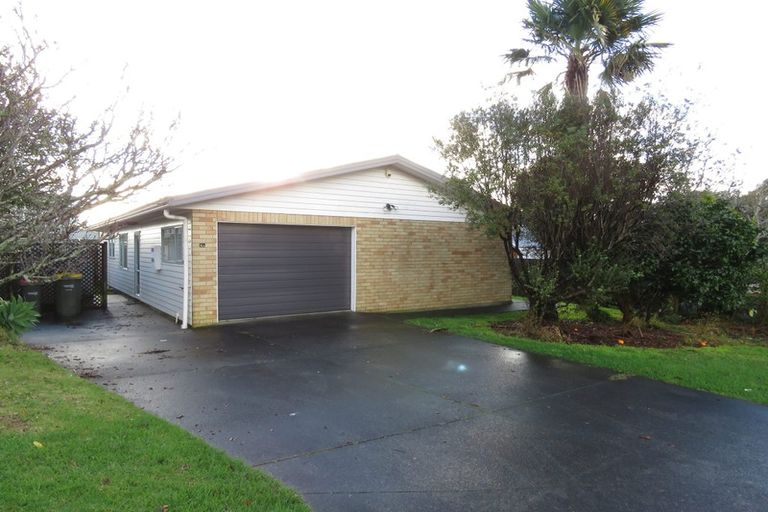 Photo of property in 4a Brandon Road, Glen Eden, Auckland, 0602