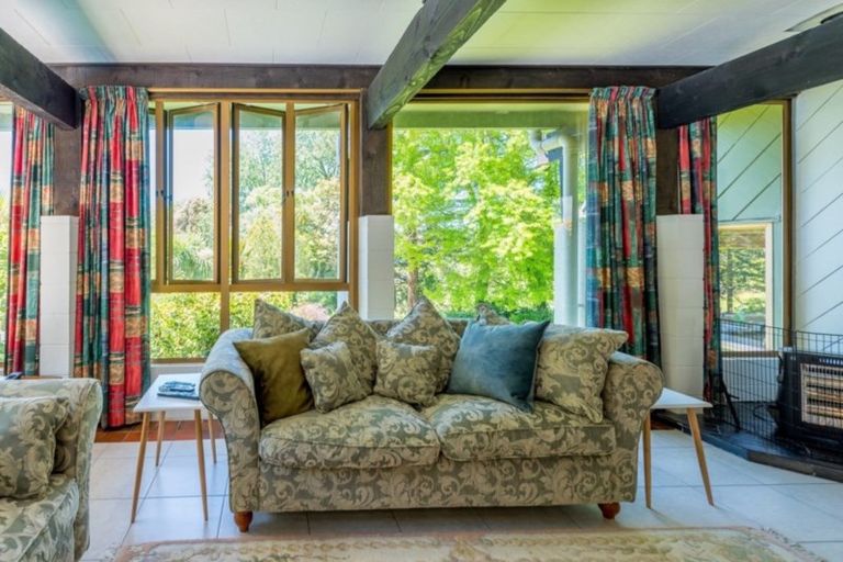 Photo of property in 289 Point View Drive, Shamrock Park, Auckland, 2016