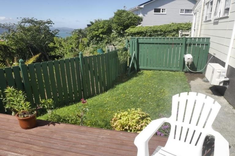 Photo of property in 10a Camellia Terrace, Maungaraki, Lower Hutt, 5010