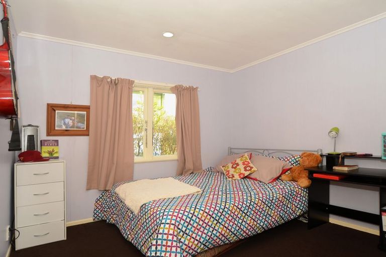 Photo of property in 27 Moire Road, Massey, Auckland, 0614