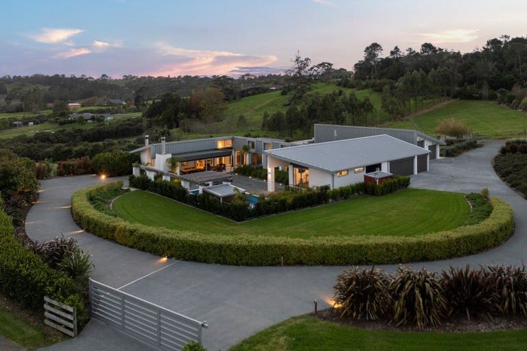 Photo of property in 153h Green Road, Dairy Flat, Albany, 0792