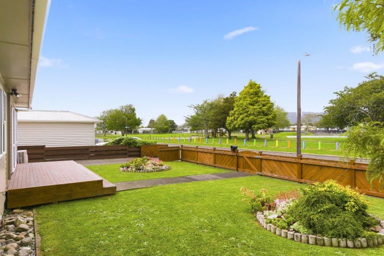 Photo of property in 14 Solway Street, Levin, 5510