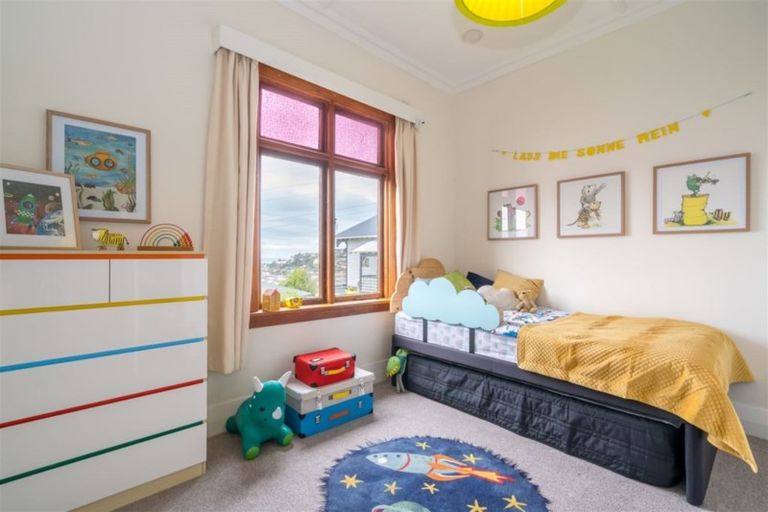Photo of property in 25 Forfar Street, Clyde Hill, Dunedin, 9011